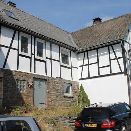 Landhuis Zueschen בקתה *